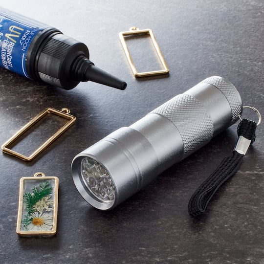 Blue Moon Studio UV Resin Craft 12 LED UV Flashlight | Michaels Blue Moon Studio UV Resin Craft 12 LED UV Flashlight | Michaels
